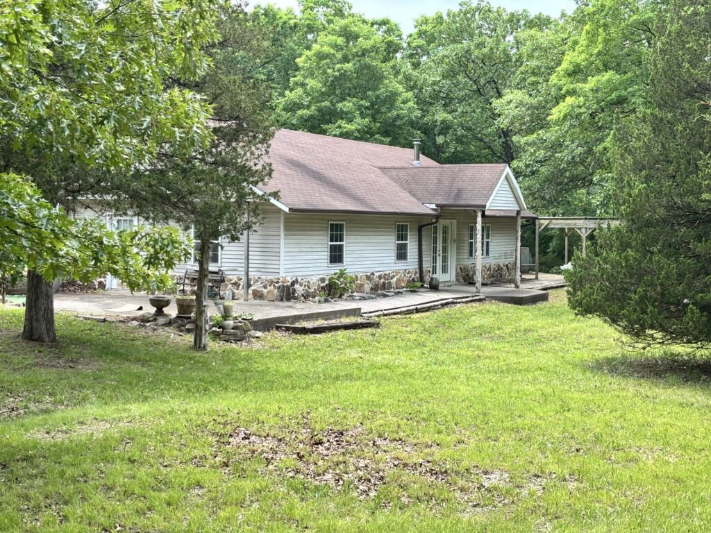Ranch home 91.88 acres