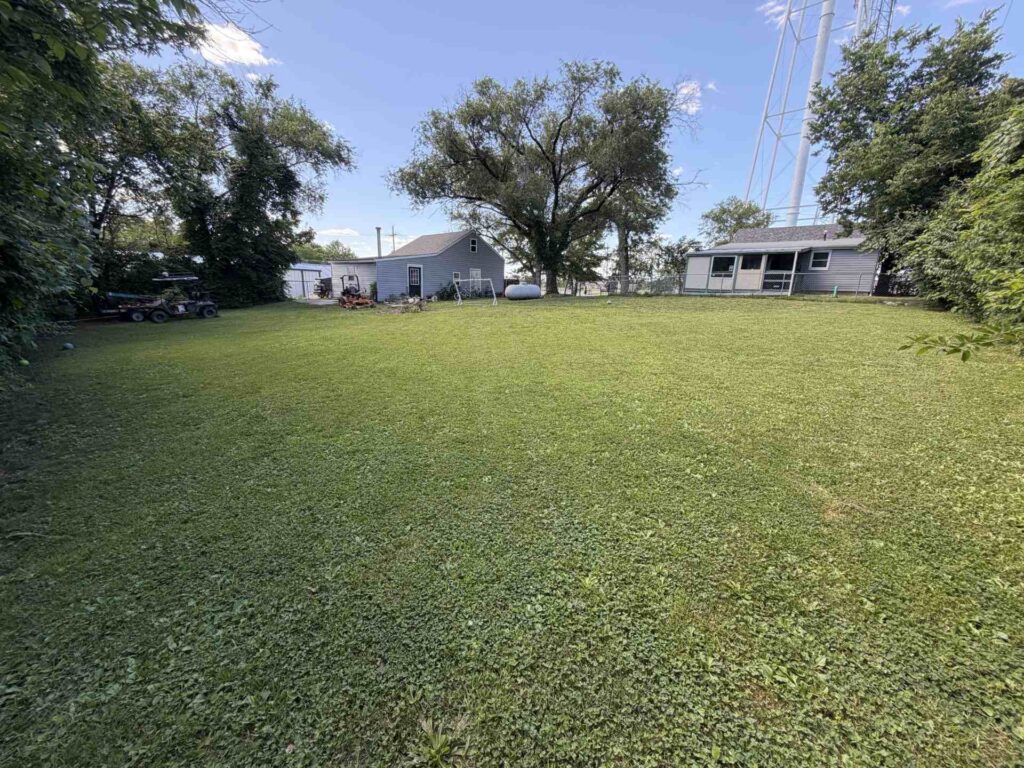 100 Mulberry St half acre lot
